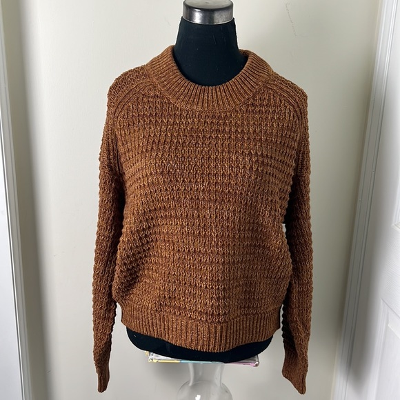 Cable Knit Crochet Cotton Blend Cropped Sweater Size Large - Picture 9 of 11